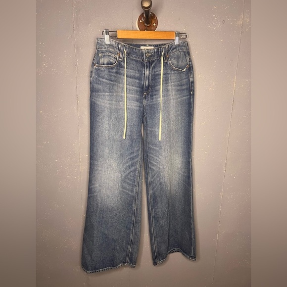 PAIGE Zoey High Rise Wide Leg Jeans in Jazz Club (27) - Picture 2 of 9